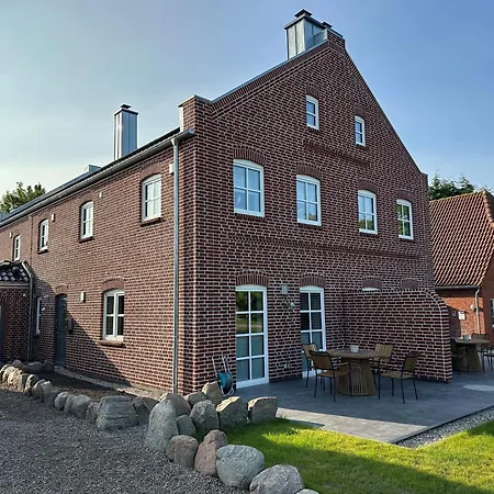 Linnebarg Hus 1 Holiday home