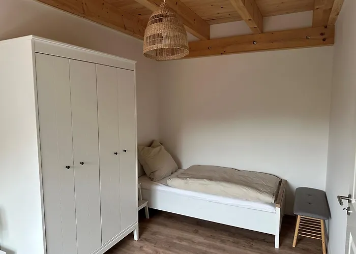 Semesterbostad Linnebarg Hus 1 *